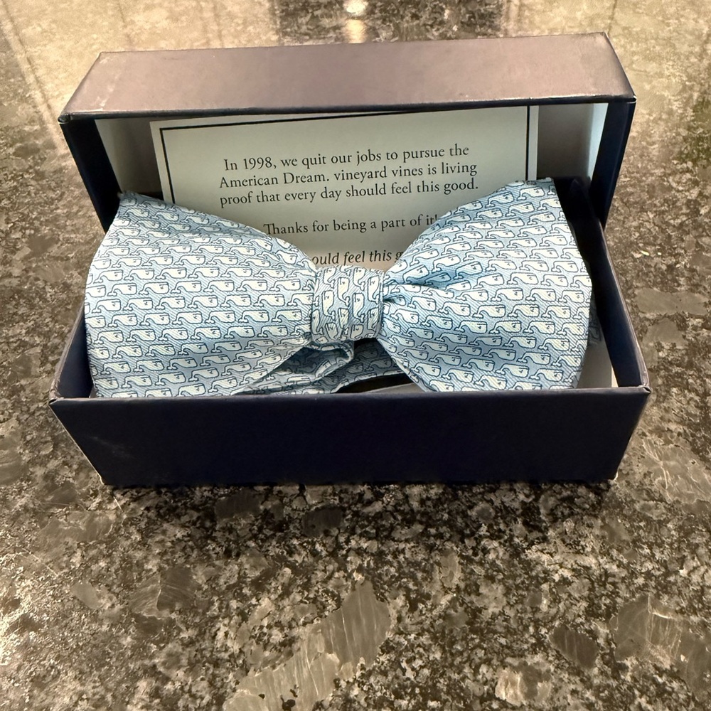 Vineyard Vines Light Blue Whale Bow Tie